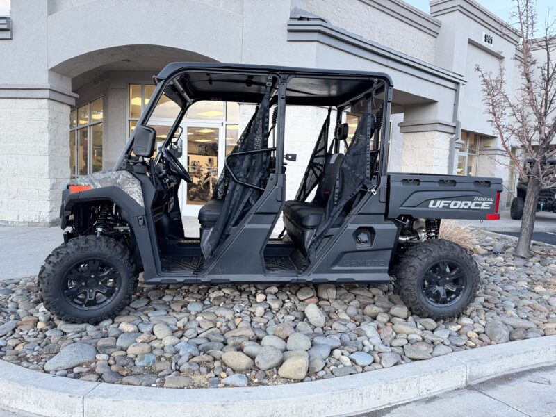 UForce800XL 3 4Right Camo