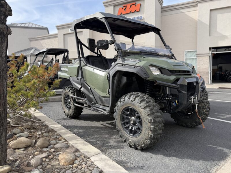 2022 Honda Pioneer 1000 Deluxe (U600210)