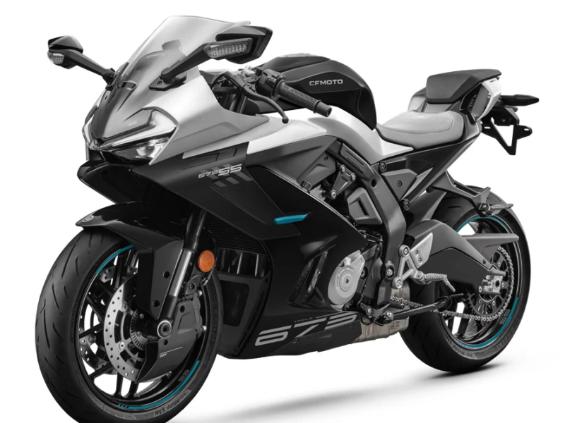 2026 CF MOTO CFORCE 1000 TOURING (C000405) 8 2026 CF MOTO 675SS (C001393)