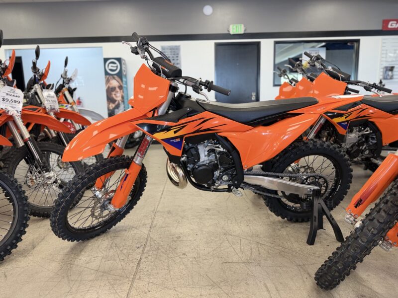 2026 KTM 300 SX (K320842)