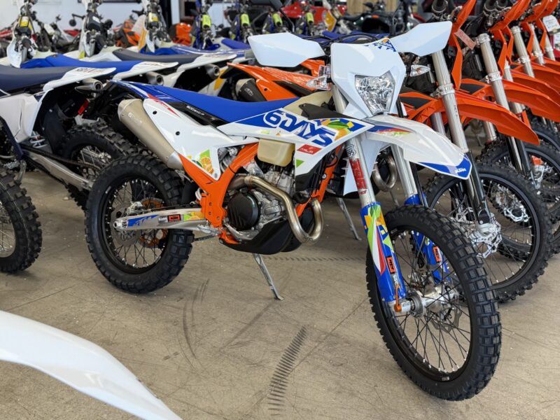 2026 CF MOTO UFORCE U10 XL Pro Highland (C005834) 21 2026 KTM 500 EXC-F 6DAYS (K468742)