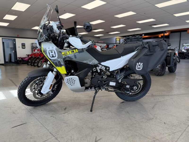 2027 Husqvarna Norden 901 Expedition (H800000)