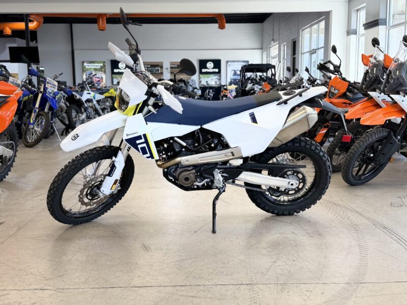 2027 Husqvarna 701 ENDURO (H789166)