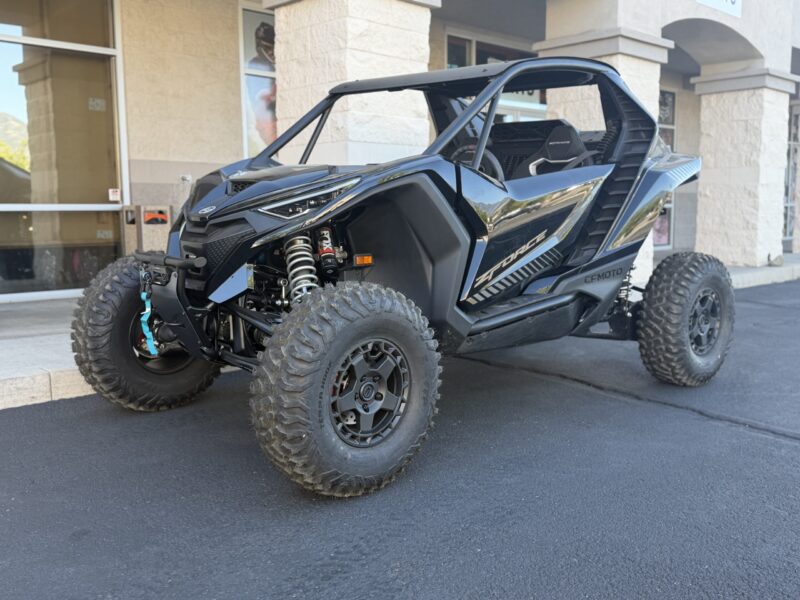 2027 CF MOTO ZFORCE Z10 (C000042)