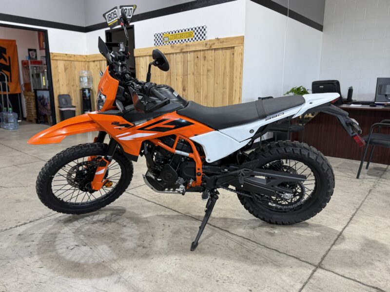2026 KTM 390 ENDURO R