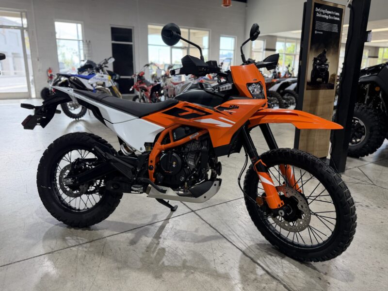 2026 KTM 390 ENDURO R