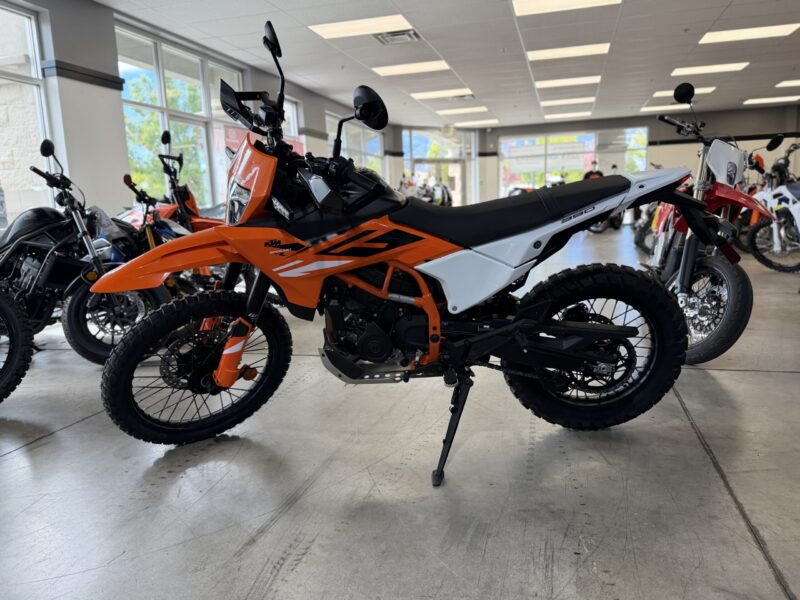 2026 KTM 390 ENDURO R
