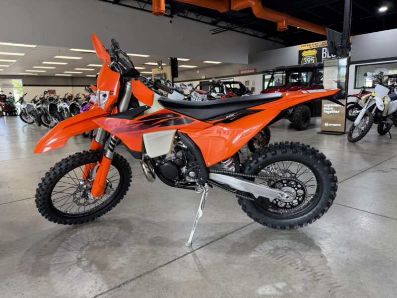 2027 KTM 300 XC-W (K348610)